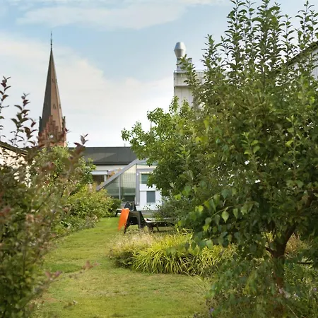 Profilhotels Garden Hotel 4*