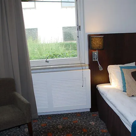 Profilhotels Garden Hotel 4*